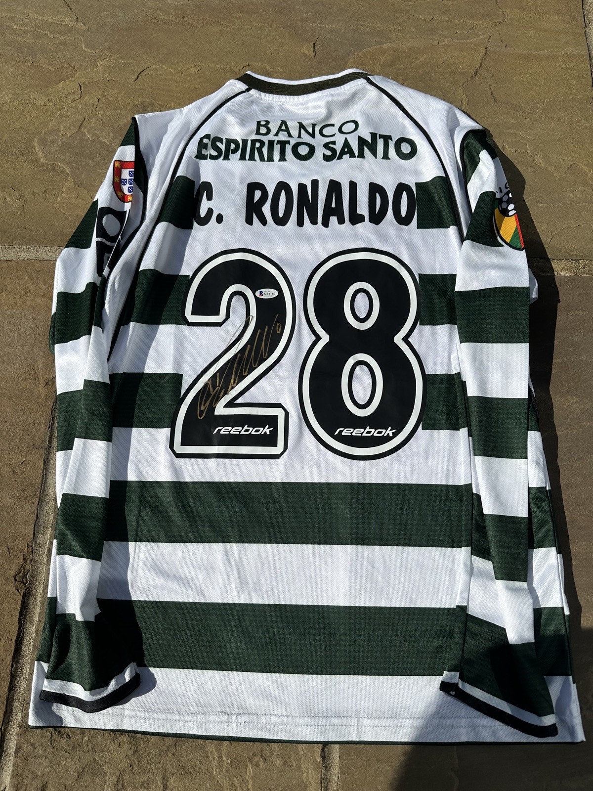 Cristiano Ronaldo Signed Sporting Lisbon Shirt Beckett BAS Witnessed for sale on Ebay