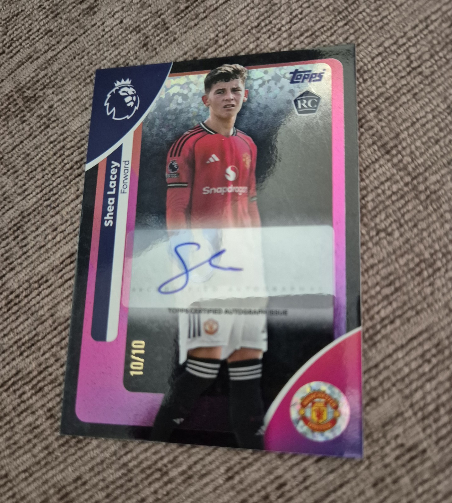Topps Premier League 2026 Rookie Shea Lacey Auto 10/10 Manchester United   for sale on Ebay
