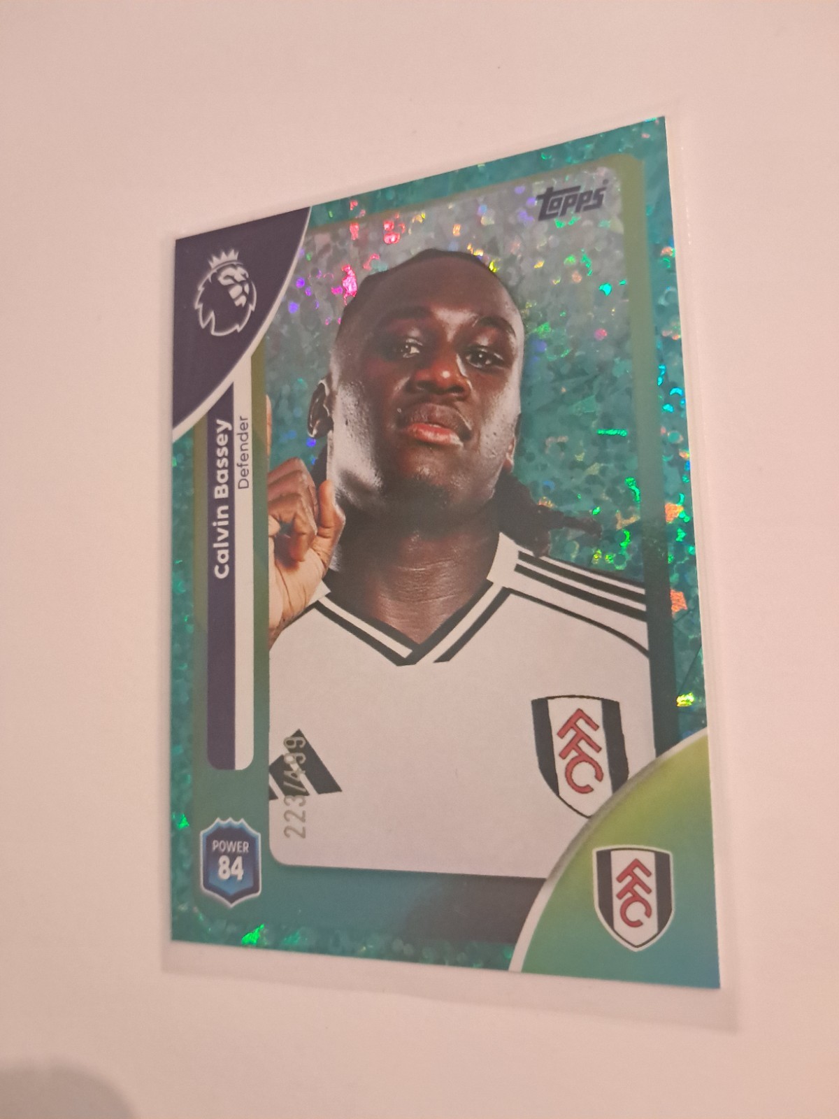 Topps Premier League 25/26 Fulham Calvin Bassey Aqua Sparkle #223/499 for sale on Ebay
