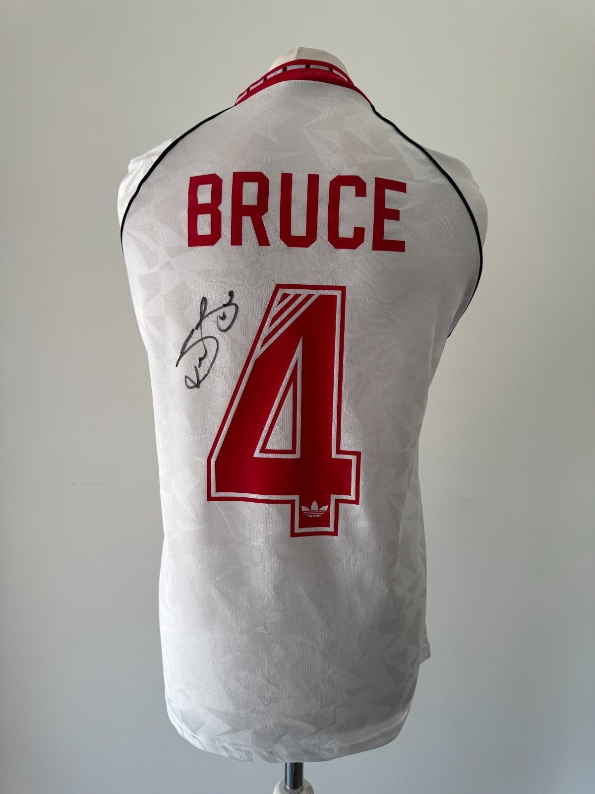 Signed STEVE BRUCE Shirt - Manchester United - EXACT PROOF/COA - Norwich City for sale on Ebay