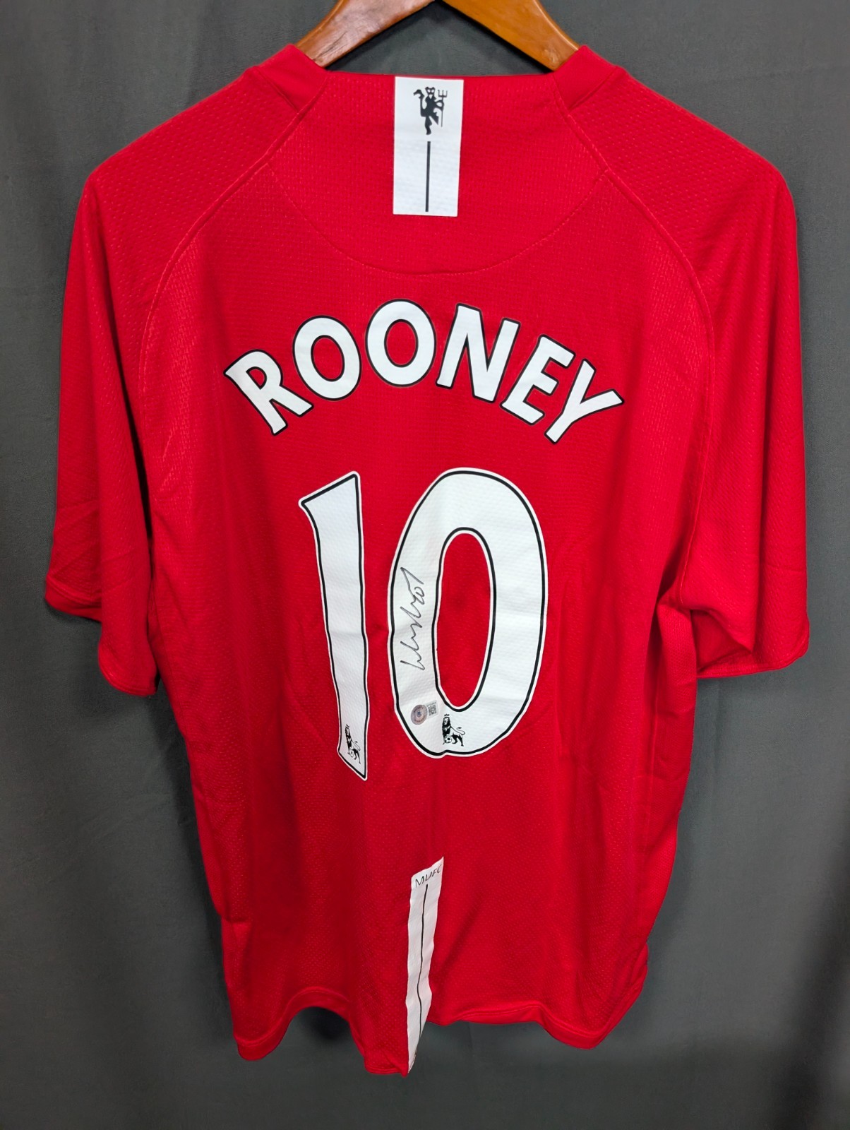 Wayne Rooney Signed Manchester United Soccer Jersey AUTO BAS Beckett Sz XXL for sale on Ebay