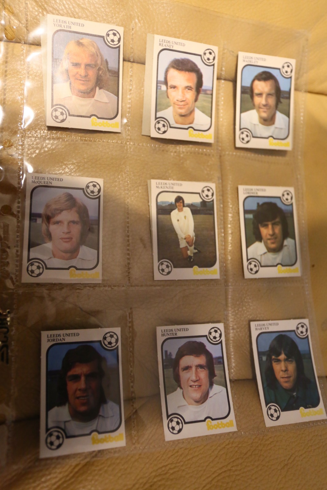 FOOTBALL 1975 MONTY GUM LEEDS UNITED FC COLLECTION ORIGINAL TRADING CARDS for sale on Ebay