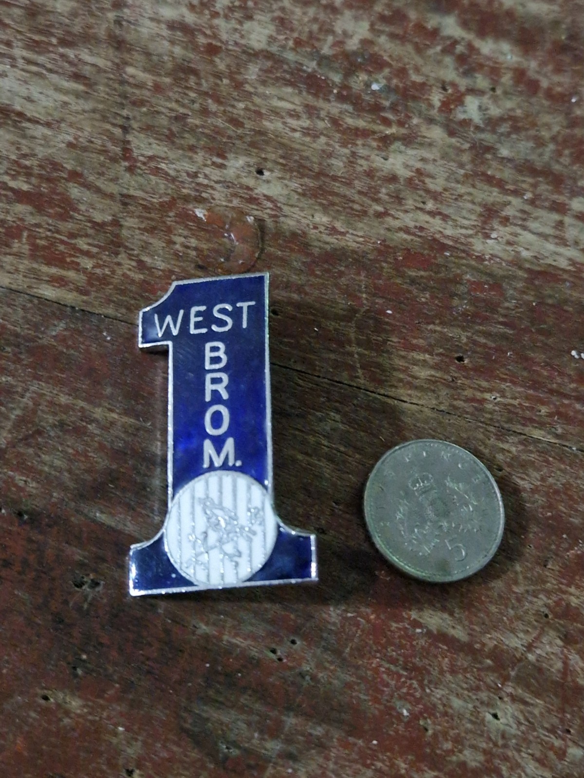 WEST BROMWICH ALBION F C - 70's   COLLECTABLE  VINTAGE  FOOTBALL Pin BADGE for sale on Ebay