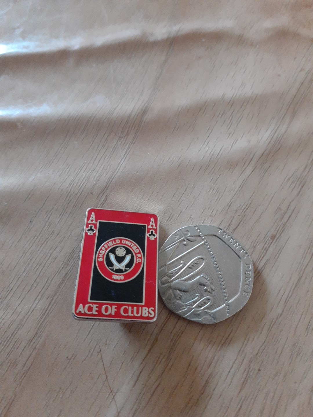 SHEFFIELD UNITED ACE OF CLUBS BADGE for sale on Ebay