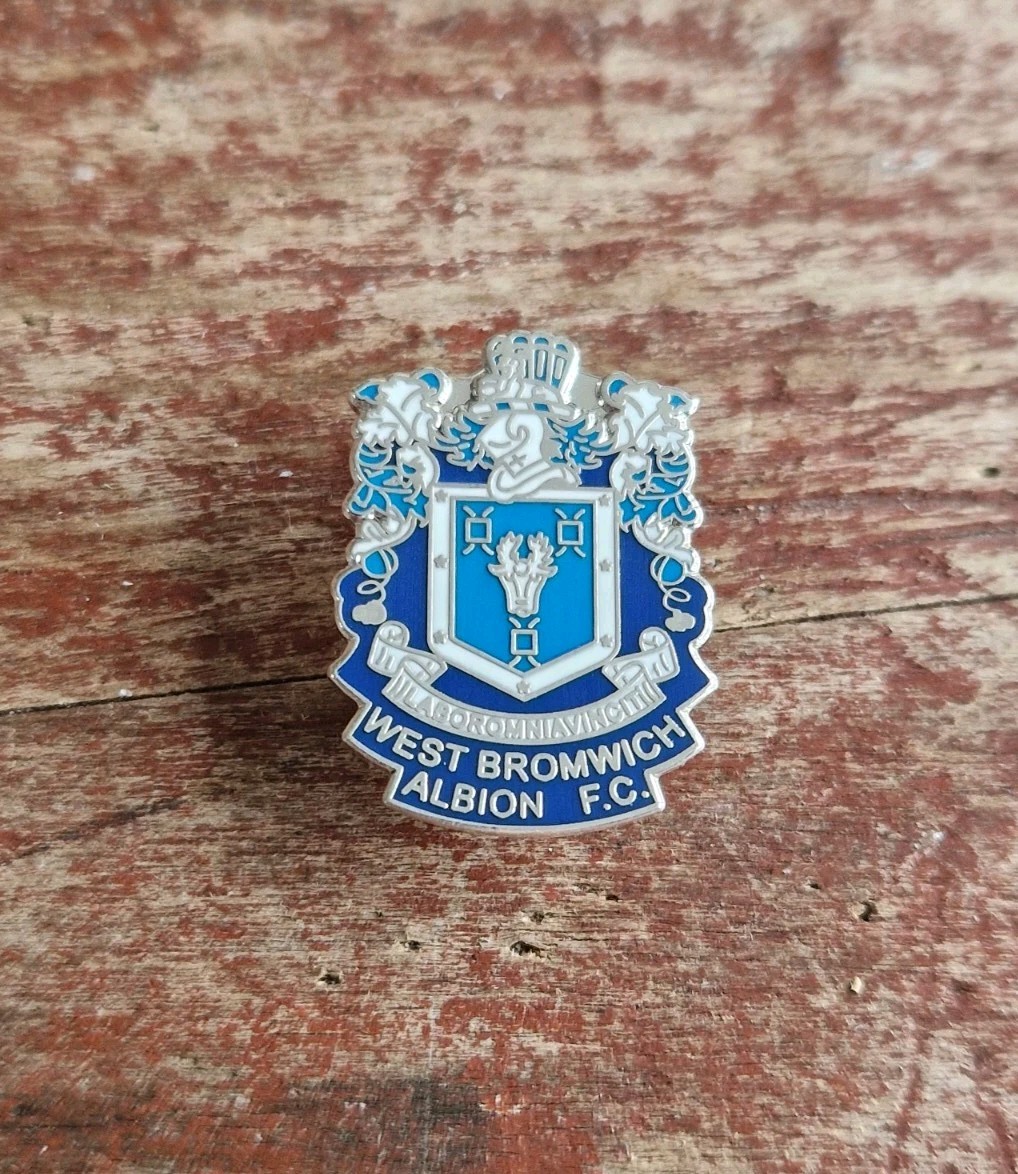 WEST BROMWICH ALBION F C - OLD  CREST  RARE  FOOTBALL  PIN  BADGE  for sale on Ebay