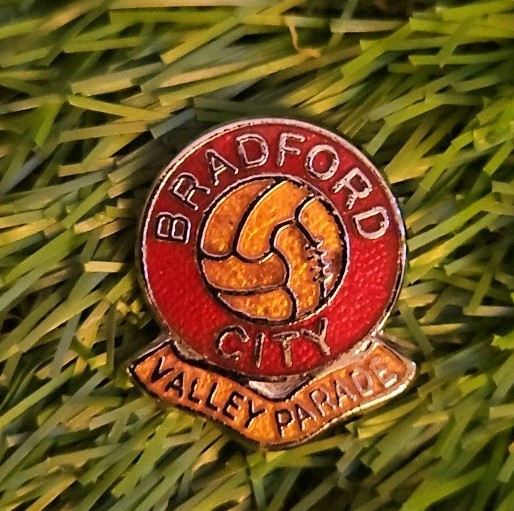 Bradford City Gomm Badge for sale on Ebay