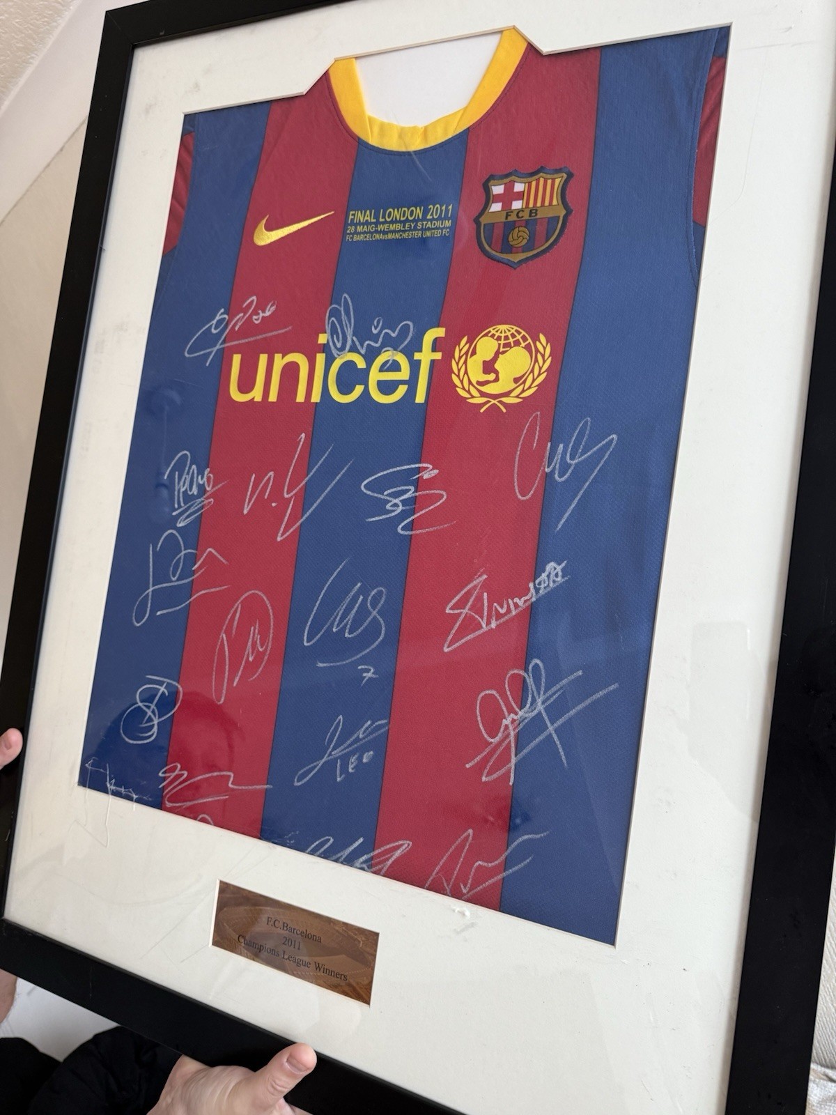 Barcelona Signed 2011 Champions League Final Shirt 23 Signatures Messi, COA for sale on Ebay