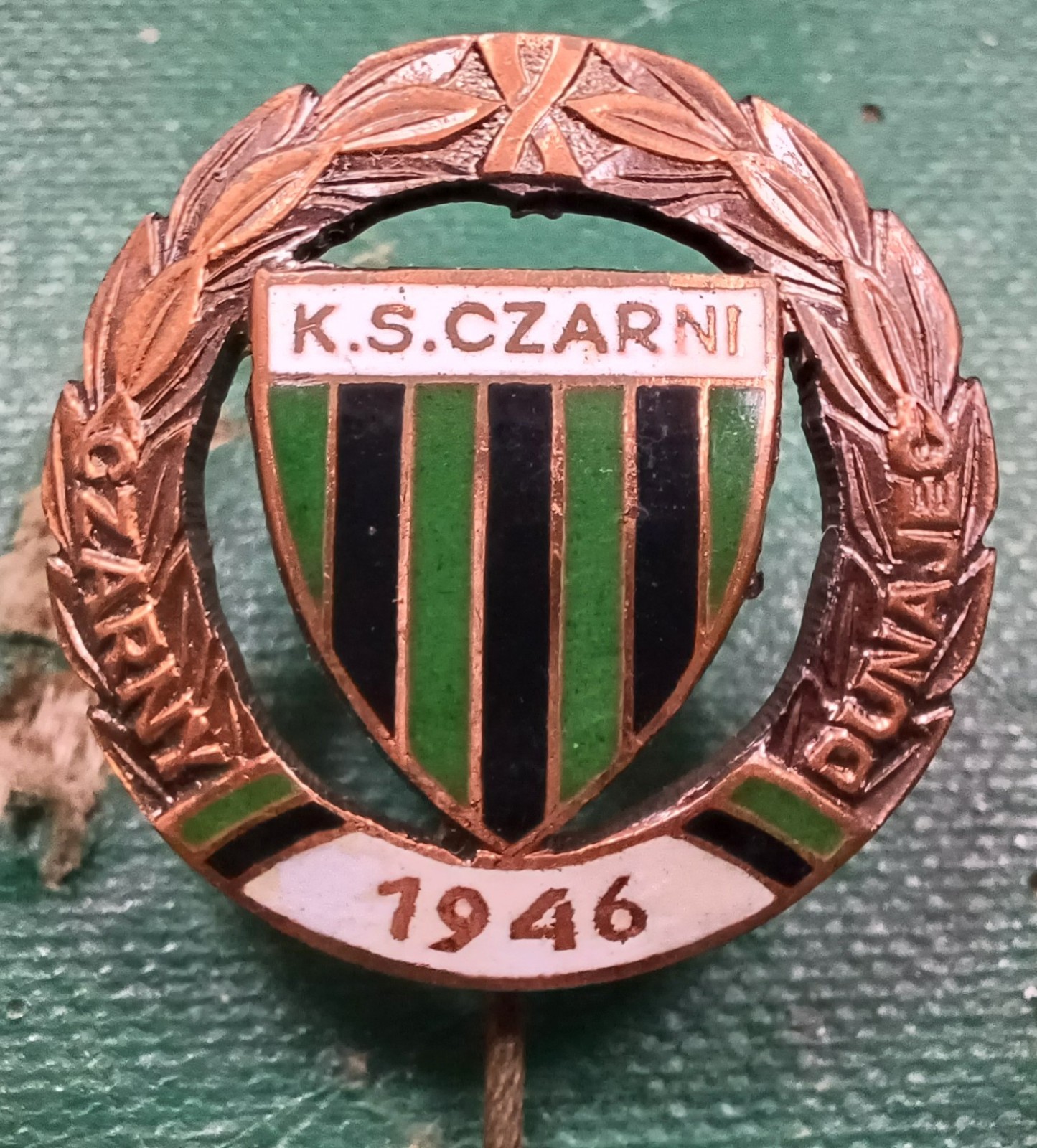 RARE Poland KS Czarni FC Football Club Enamel Pin Badge Calcio Distintivo for sale on Ebay