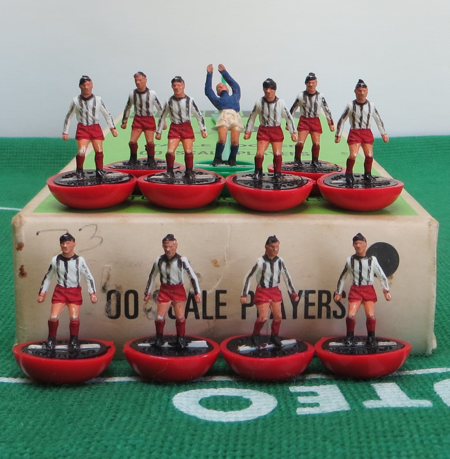 SUBBUTEO HW REF 38 GRIMSBY TOWN, IN ORIGINAL SUBBUTEO BOX. for sale on Ebay