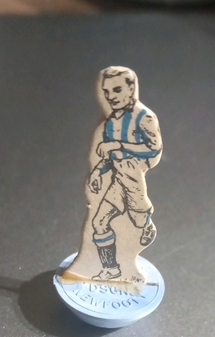 SPARE 1950s  WEST BROMWICH ALBION NEWFOOTY CARD  (NOT SUBBUTEO) FIGURE for sale on Ebay