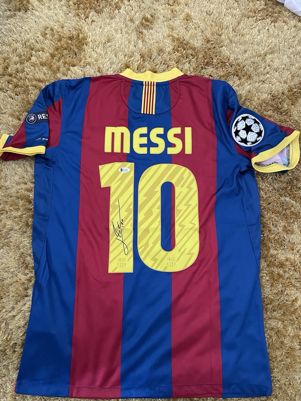 Lionel Messi Authentic Hand Signed Barcelona Jersey Beckett Witnessed  for sale on Ebay