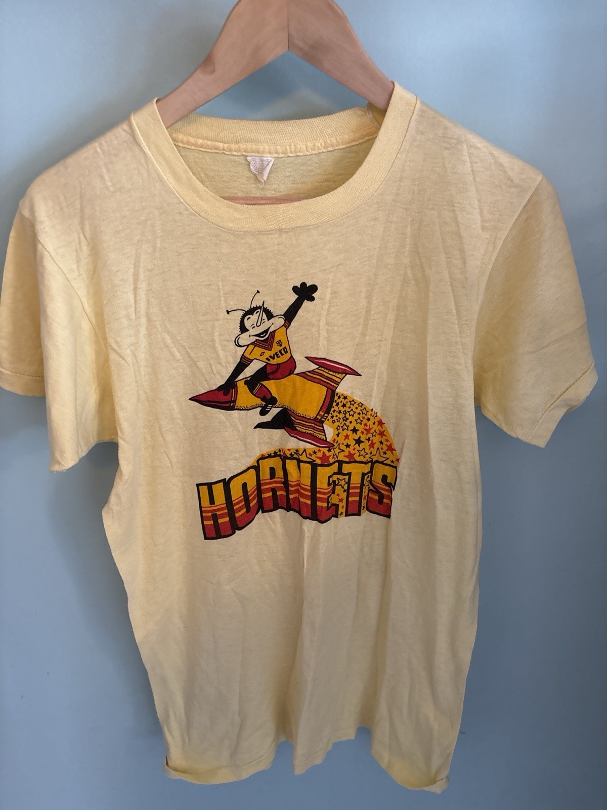 Vintage Watford FC “Hornets” T-Shirt Iveco Sponsor 1980s Elton John Era (42–44) for sale on Ebay
