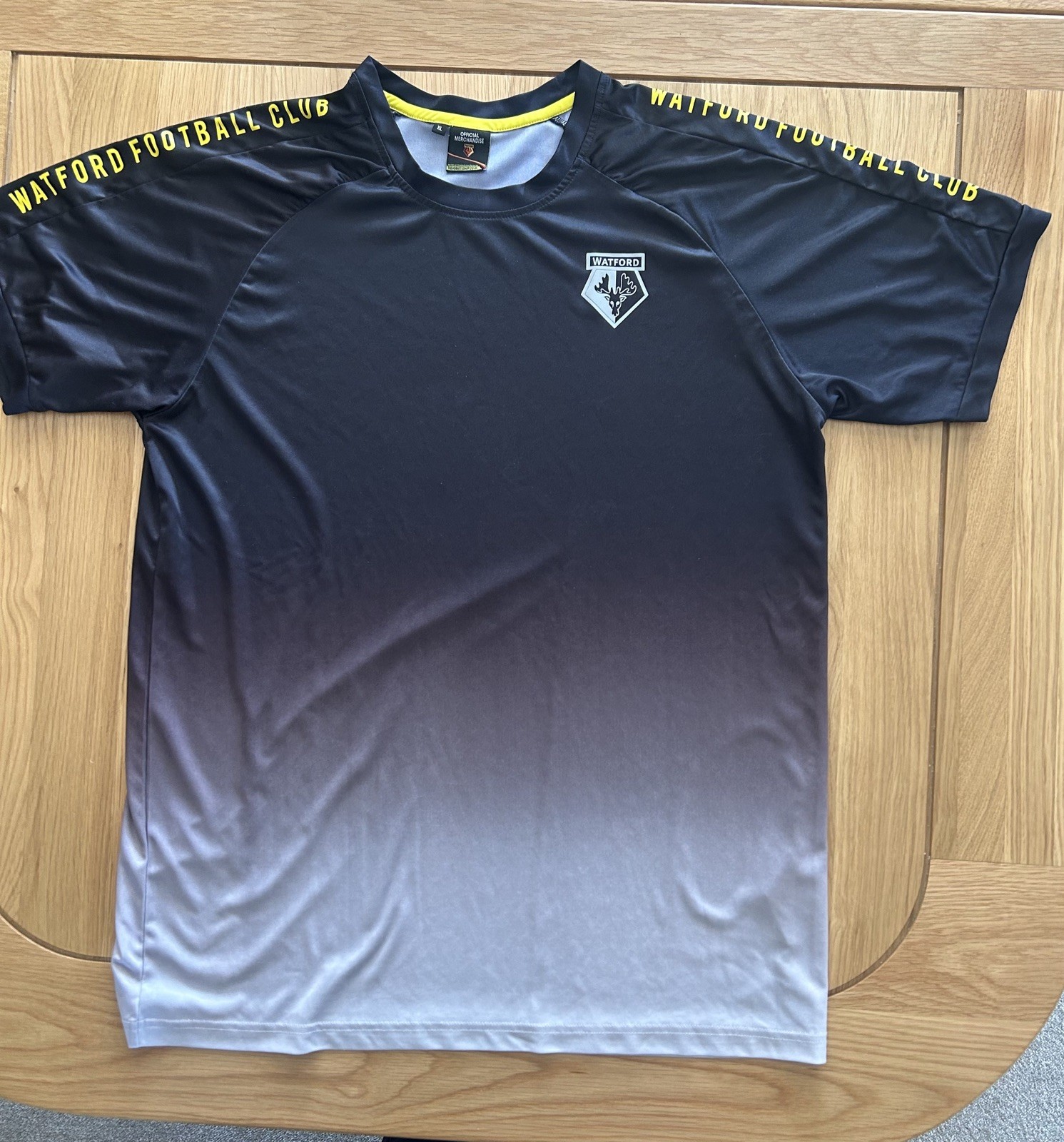Watford FC Official Men's Football Club tee shirt for sale on Ebay
