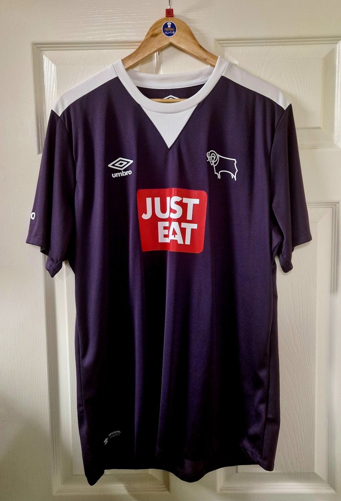 DERBY COUNTY RARE AWAY FOOTBALL SHIRT JERSEY 2015/016 - ADULT XL - BRAND NEW  for sale on Ebay