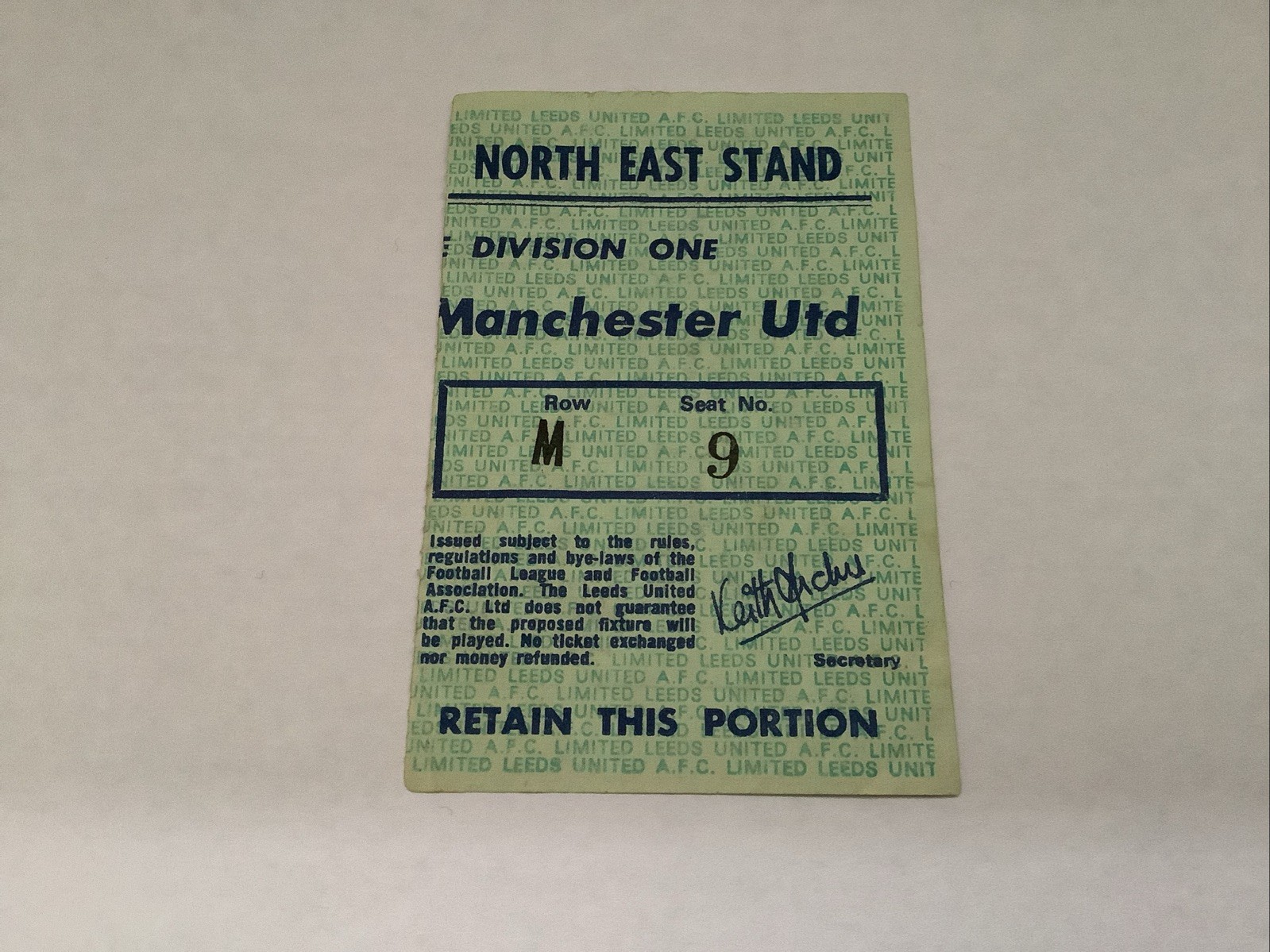 LEEDS UNITED V MANCHESTER UNITED FOOTBALL LEAGUE DIVISION 1 MATCH TICKET 1975 for sale on Ebay