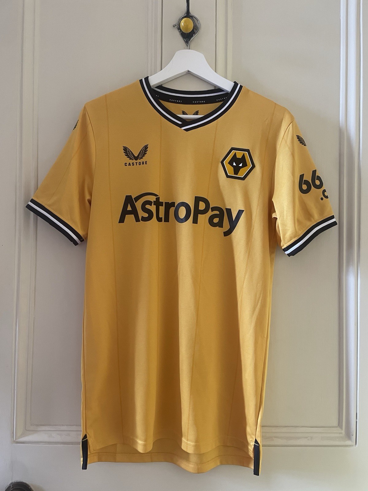  Wolves 2023-2024 Home Football Shirt Brand New Castore Mens Large for sale on Ebay