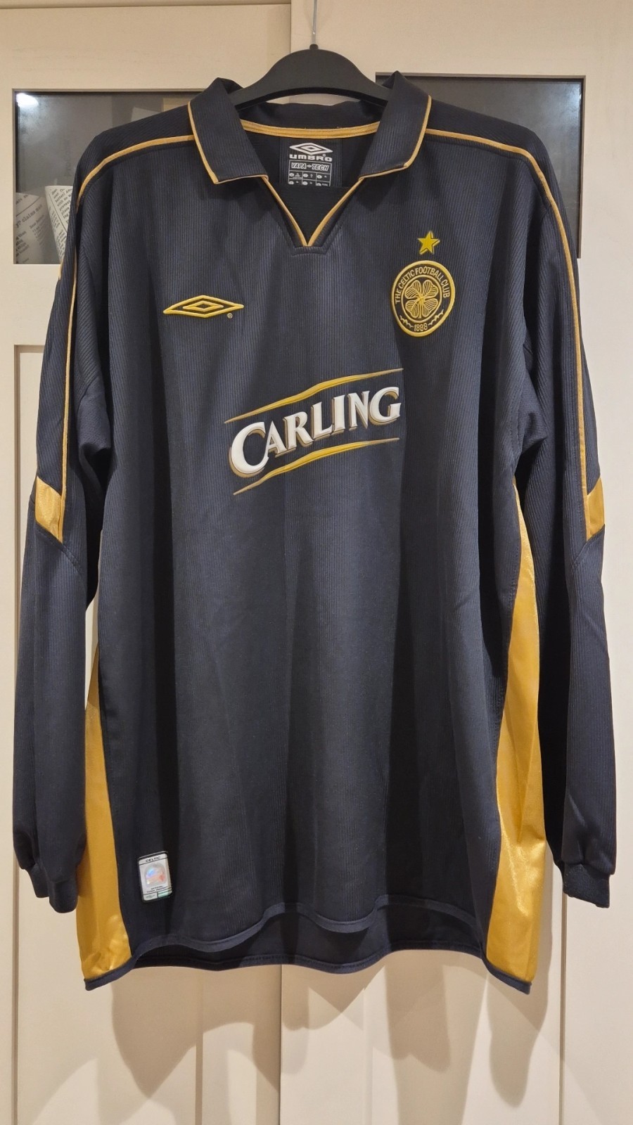 Original Glasgow Celtic Away Football Shirt 03/04 Long Sleeve for sale on Ebay