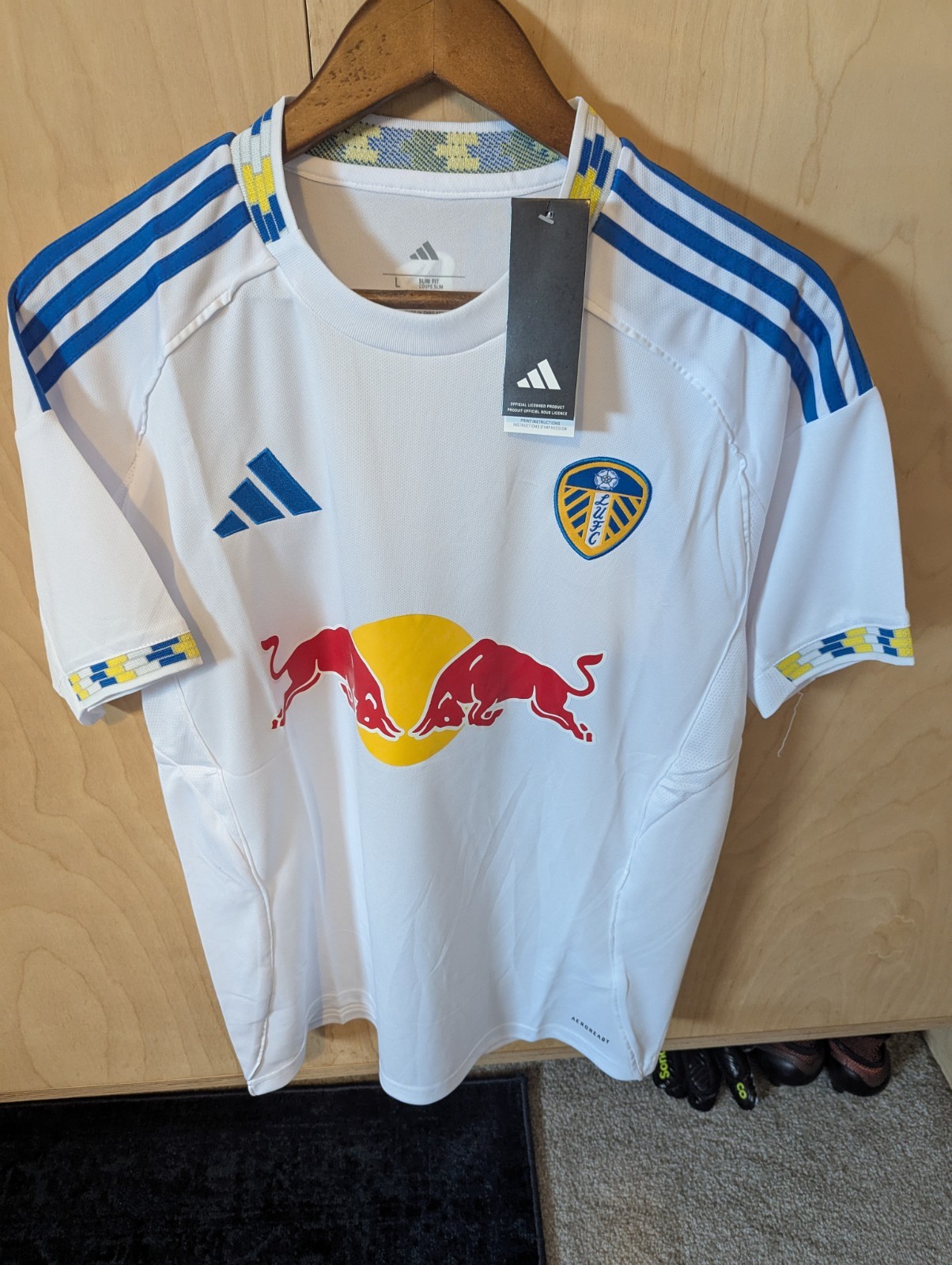 Leeds United Home Shirt 25/26 Size L for sale on Ebay
