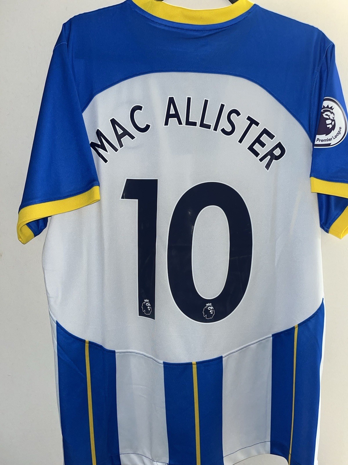 Brighton 22/23 Home Shirt LARGE #10 Mac Allister for sale on Ebay