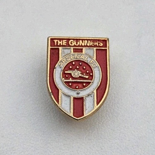 RARE ARSENAL GUNNERS SMALL VINTAGE SHIELD PIN BADGE for sale on Ebay