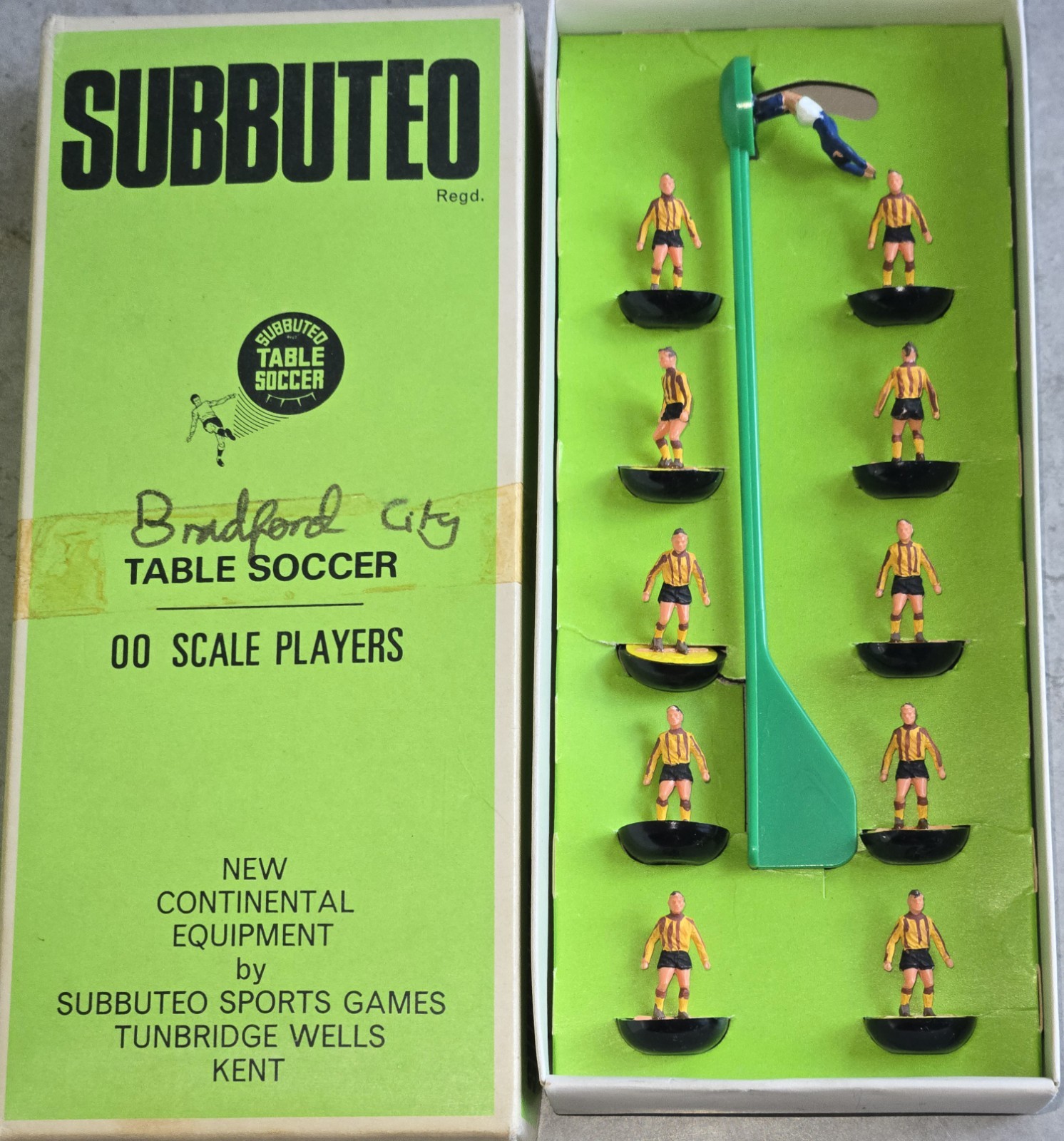 Subbuteo Bradford City Ref 23 for sale on Ebay