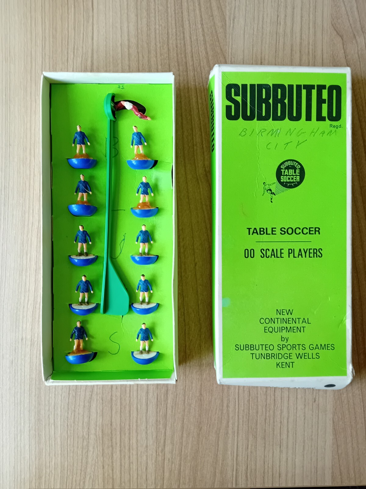 Subbuteo Heavyweight Football Team Ref 42 Boxed Complete (Birmingham City etc) for sale on Ebay