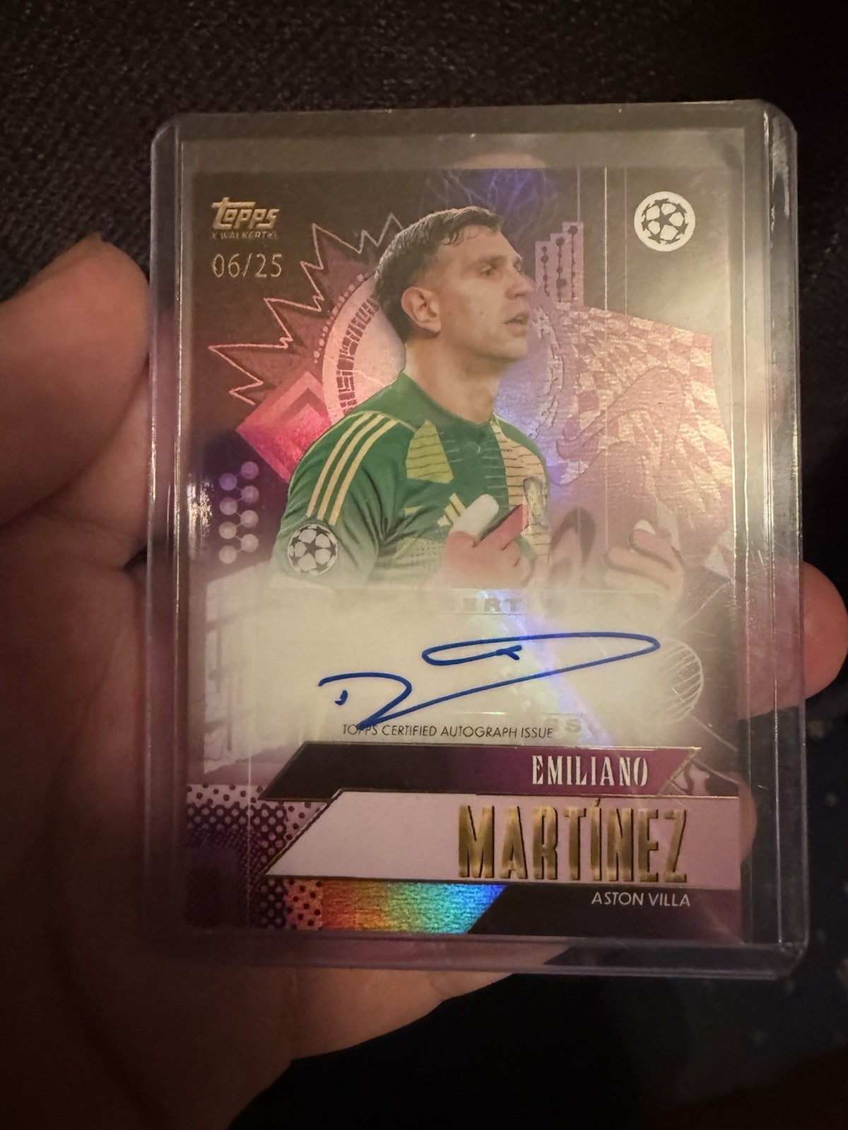 Topps Gold Aston Villa Emiliano Martinez 2024/25 Autographed Card /25 for sale on Ebay