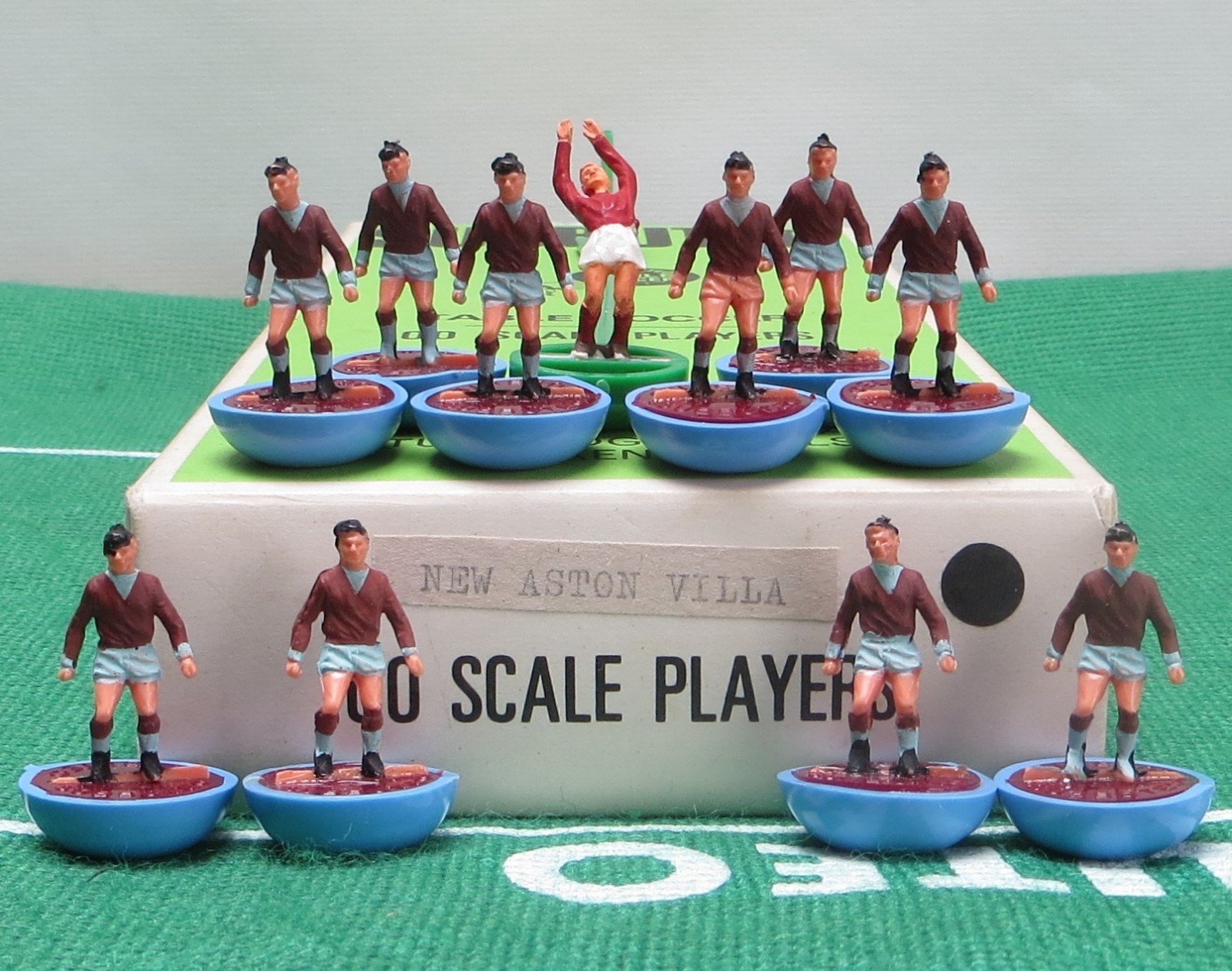 SUBBUTEO HW TEAM NEW ASTON VILLA, IN ORIGINAL LABELLED BOX. for sale on Ebay