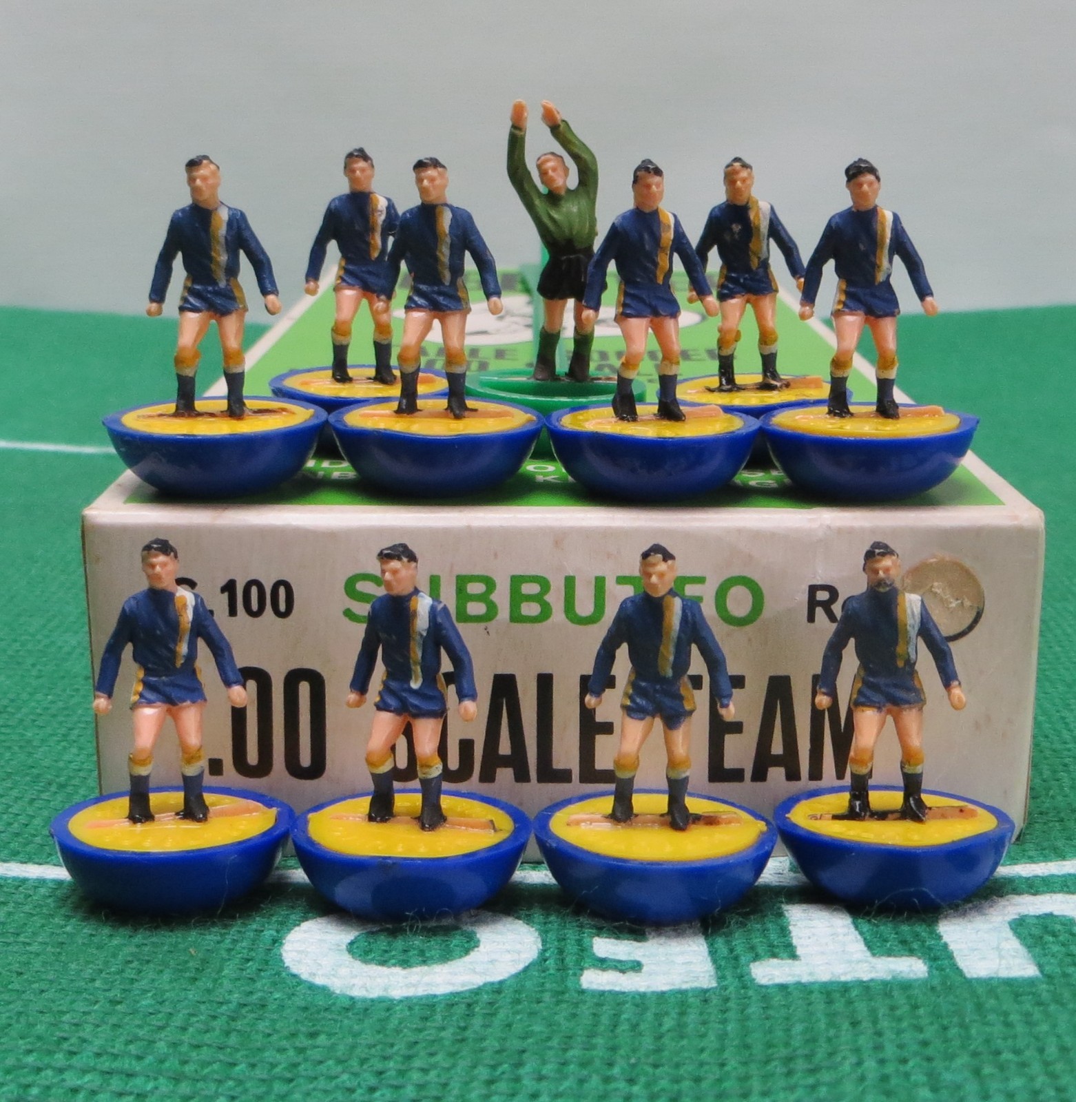 SUBBUTEO HW TEAM REF 205 CARDIFF CITY, IN ORIGINAL BOX. for sale on Ebay