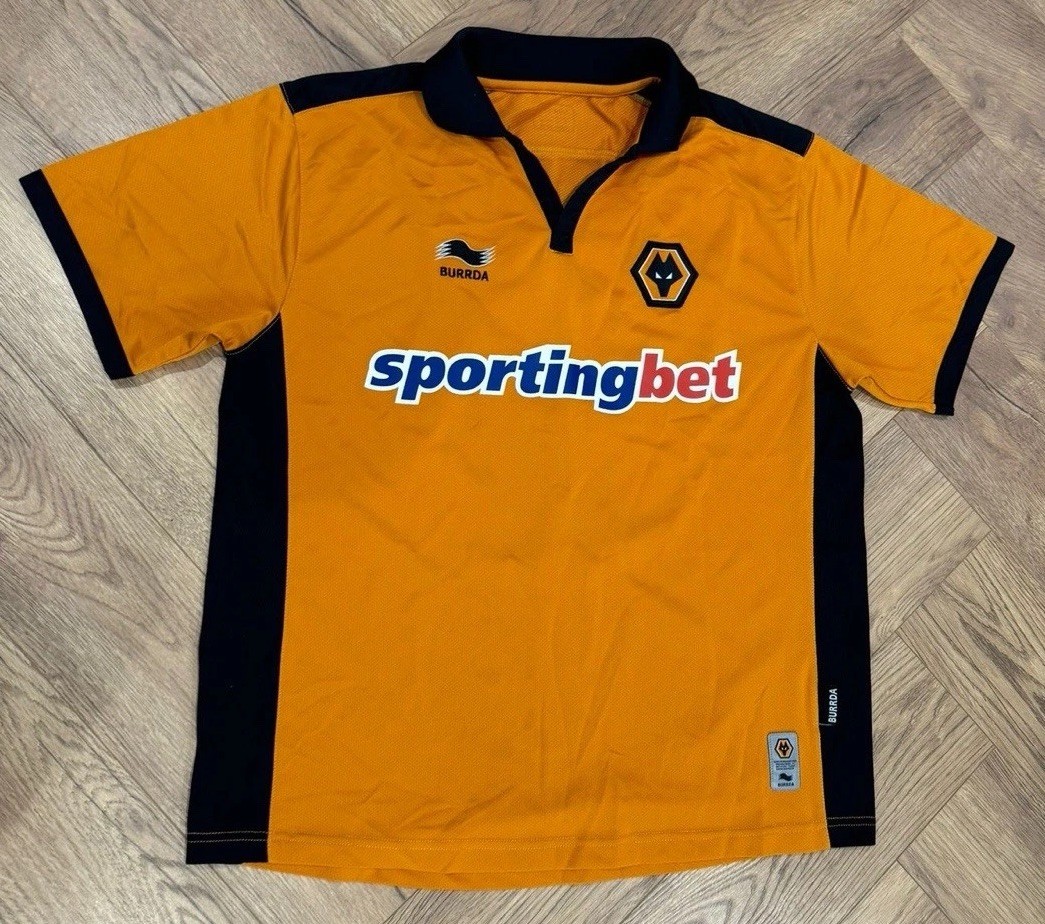 Wolverhampton Wanders Wolves Burrda 2010/2011 Home Shirt - Size Adult Medium for sale on Ebay