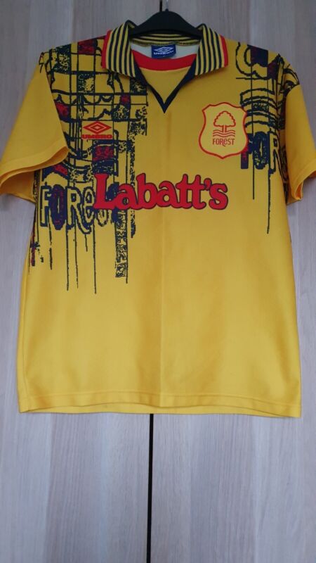 Umbro Original Nottingham Forest 1995-97 Away Football Shirt Adults M LABATTS for sale on Ebay