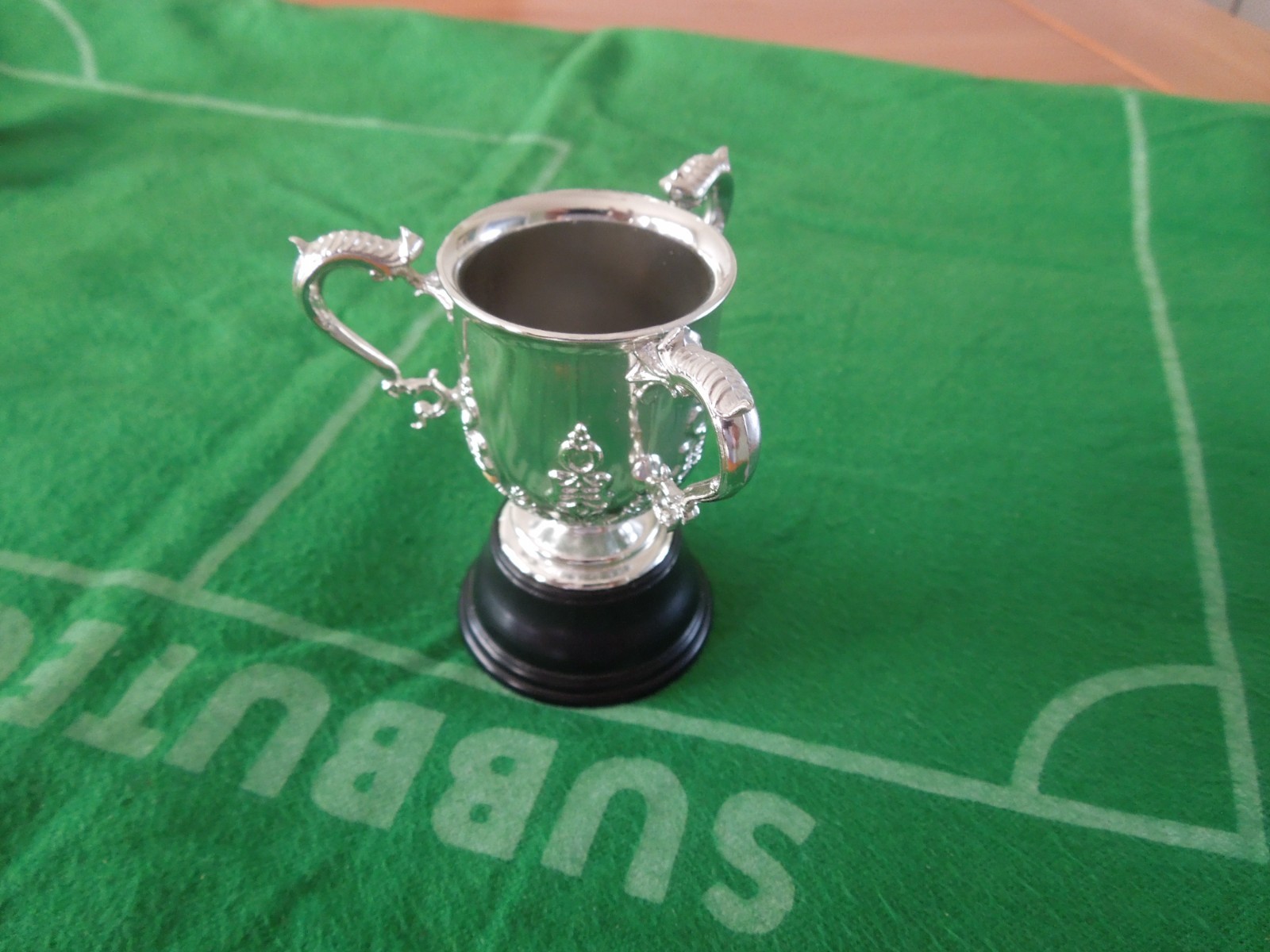 V RARE HW SUBBUTEO FOOTBALL SET C172 THE FOOTBALL LEAGUE CUP TROPHY MINT, NO BOX for sale on Ebay