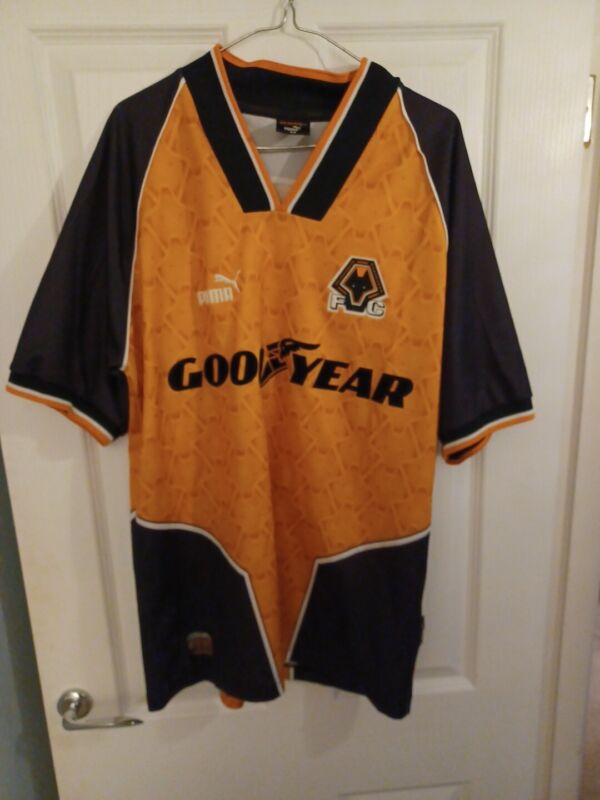 Wolves Classic Football Shirt. Original Size M. Rare Wolves Puma Shirt 96 98 for sale on Ebay