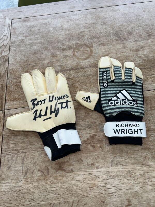 Ipswich Town Richard Wright Goalkeeper Gloves  for sale on Ebay