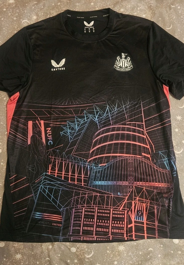 Newcastle United NUFC Training Top T Shirt XL for sale on Ebay