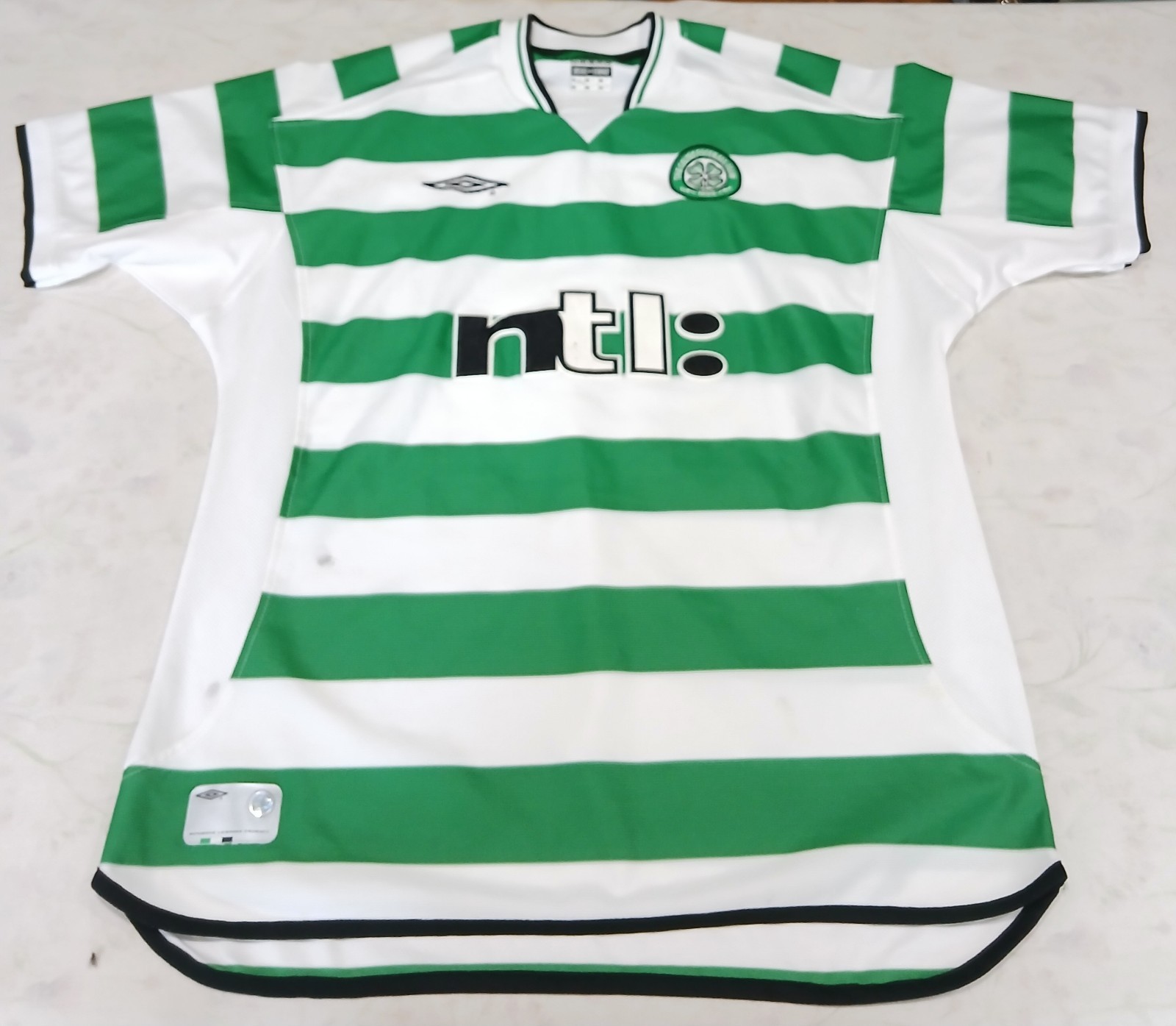 Vintage Celtic 2001/03 Umbro Men's Size XL Home Original Football Shirt Scotland for sale on Ebay