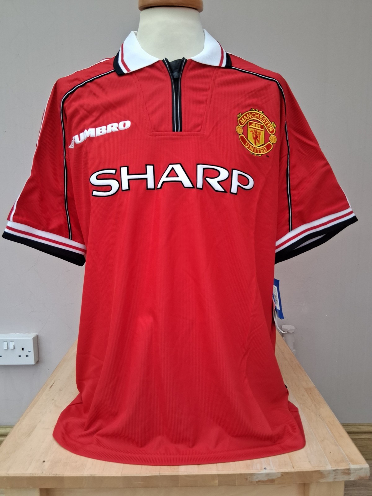 Original Umbro  Manchester United Shirt 1998 Mens Large Bnwt  for sale on Ebay