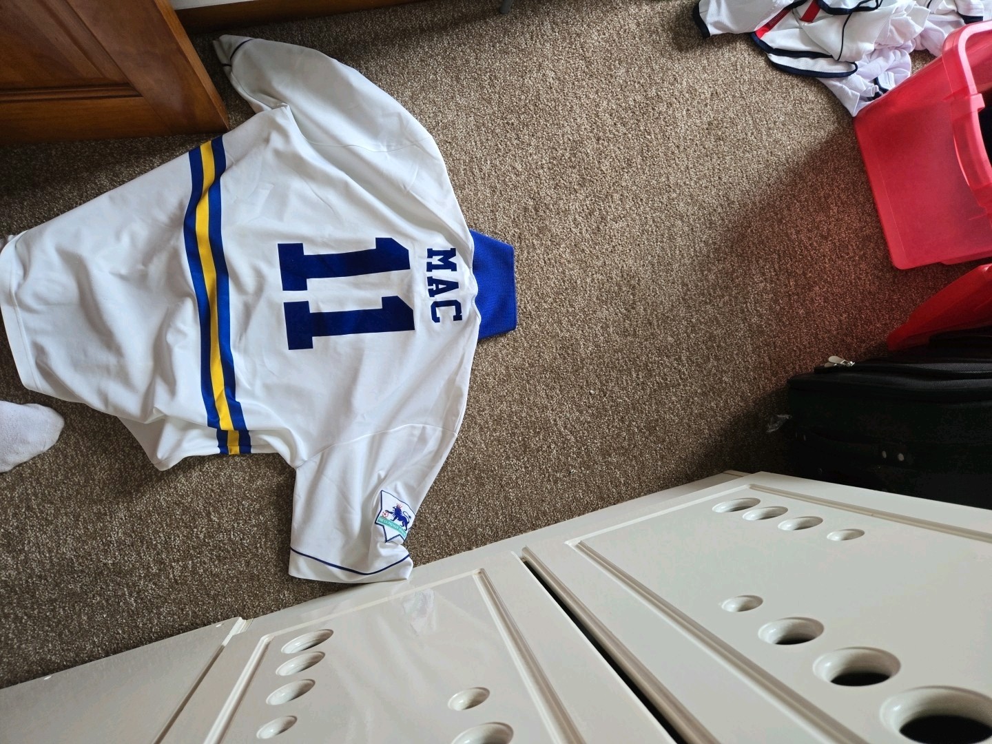 Leeds United Asic Home Shirt Xl for sale on Ebay